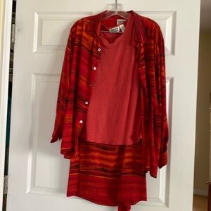 Red silk Chicos set with shell buttons - size 2